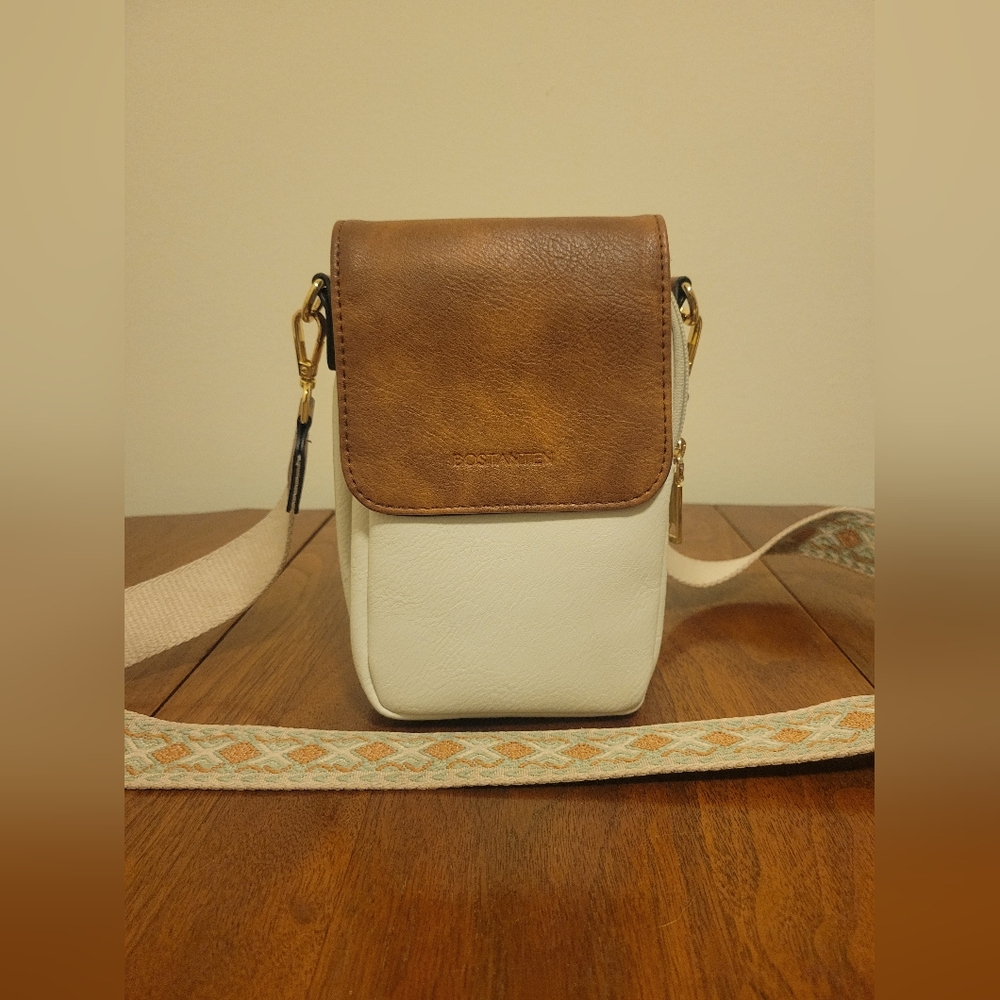 Bostanten Two-Tone Leather Crossbody Bag - White & Brown
